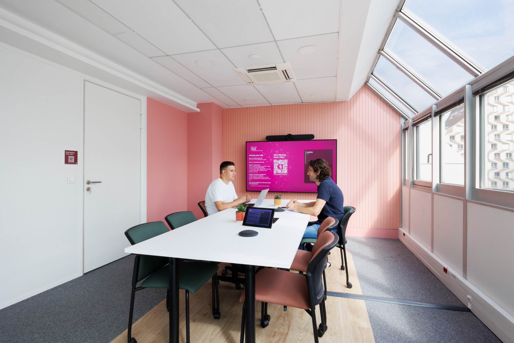Aménagement intérieur d'un groupe pharmaceutique par Ronn Square