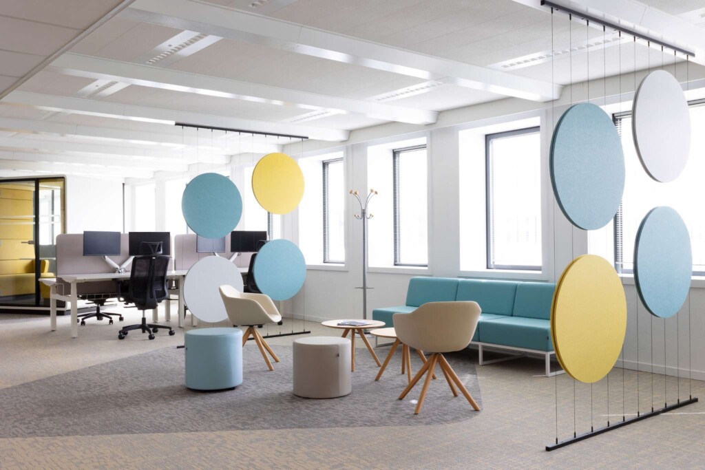 Bureaux Niterra conçus par Ronn Square