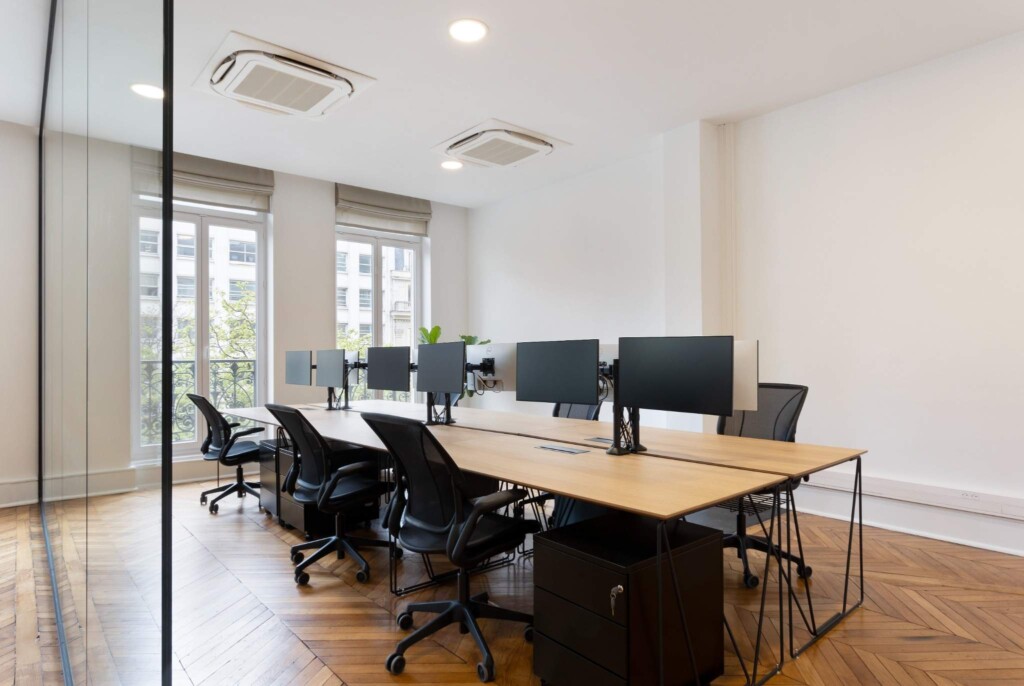 Espace de travail Abylsen signé Ronn Square