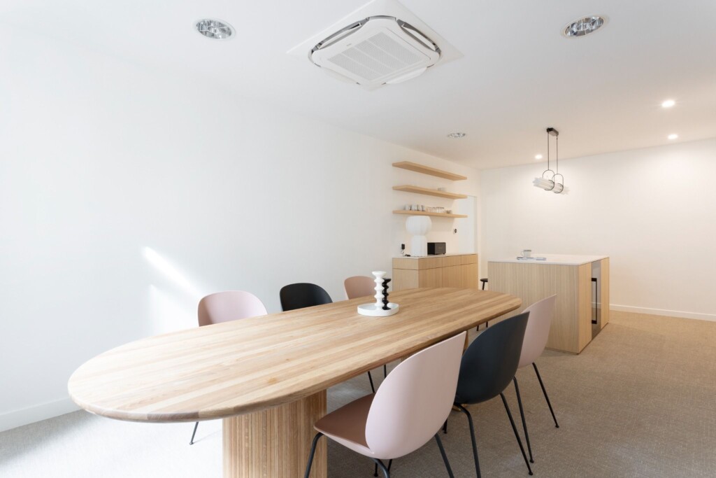 Bureaux Abylsen conçus par Ronn Square