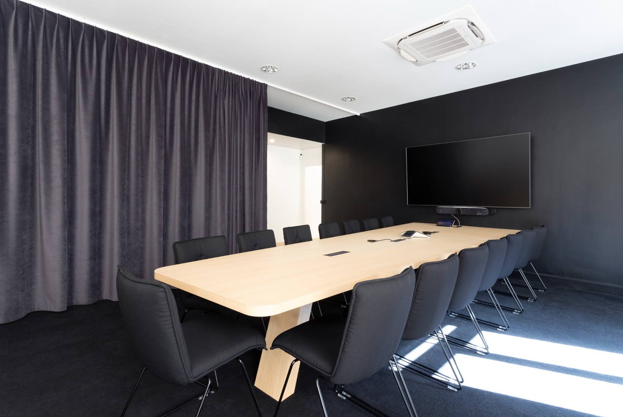 Réalisation des bureaux Abylsen par Ronn Square