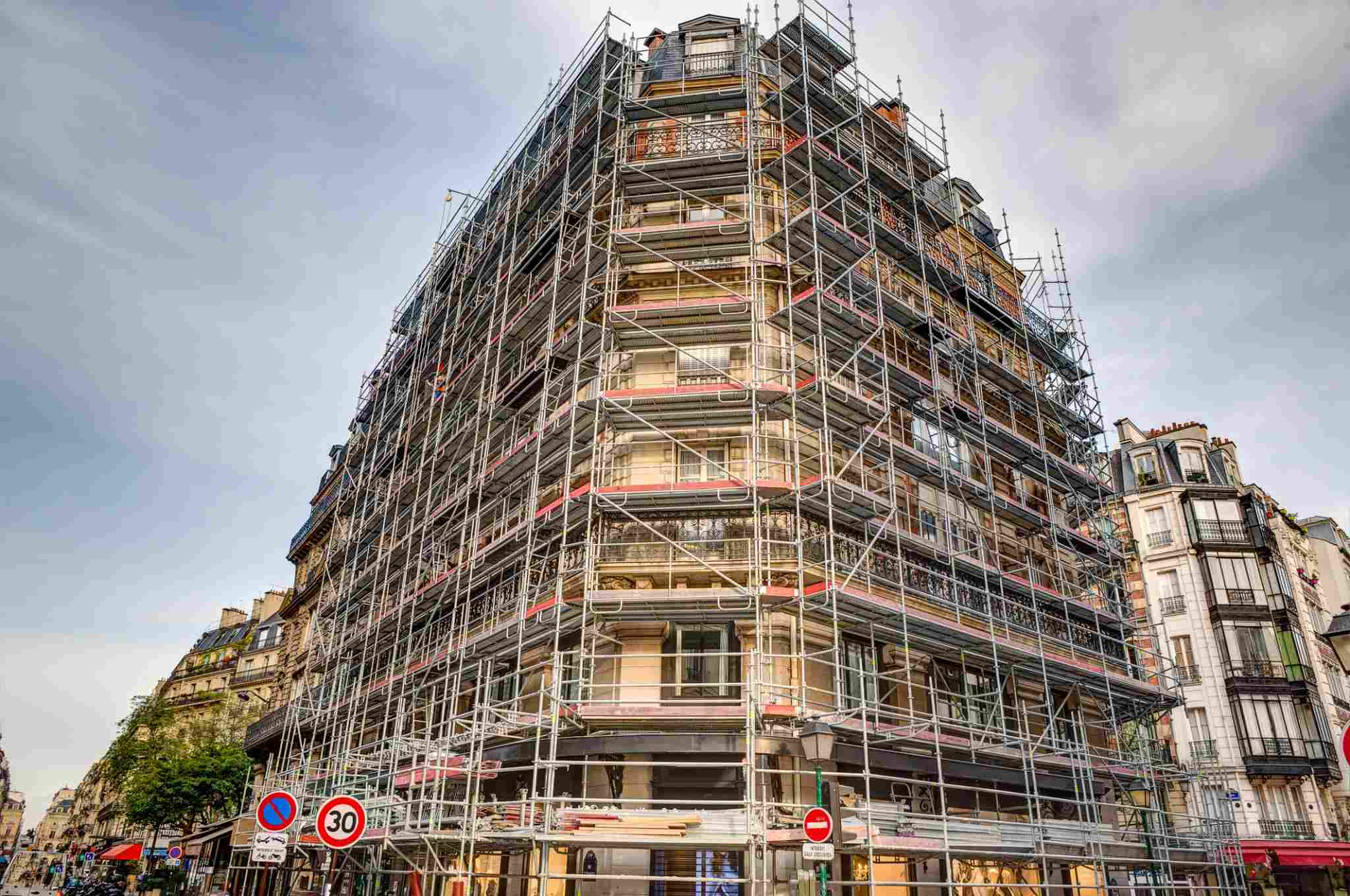 Réalisation technique des aménagements par Ronn Square
