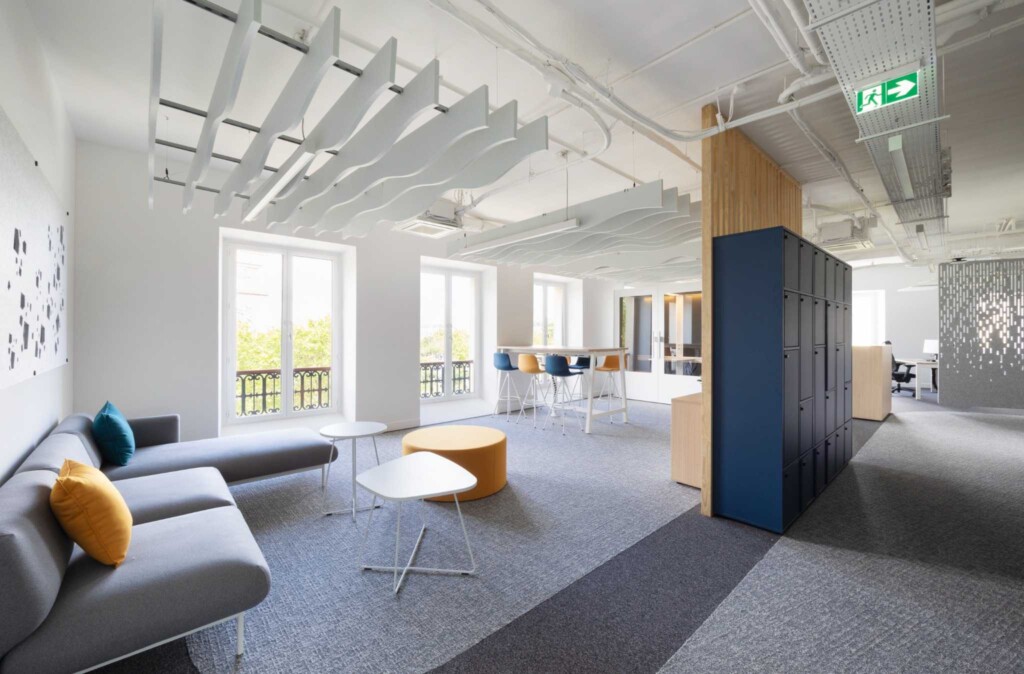 Bureaux CCFA aménagés par Ronn Square