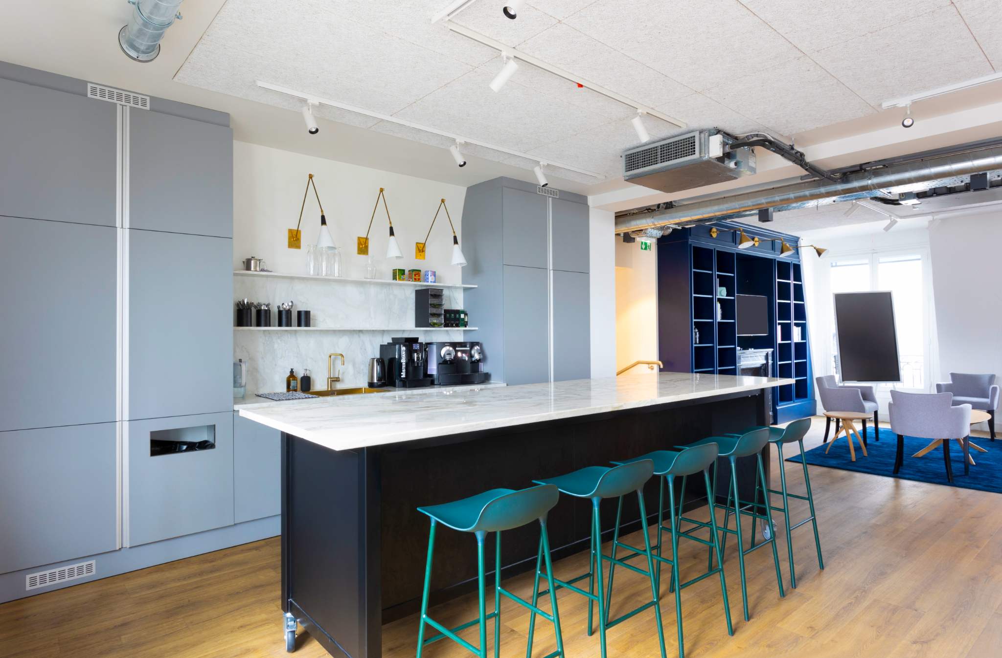 Aménagement des bureaux Socoda par Ronn Square