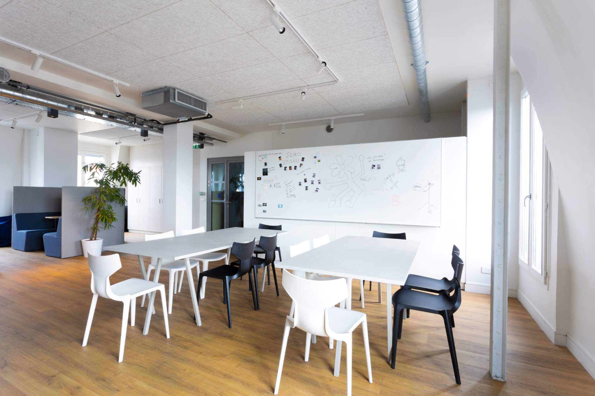 Espaces de travail Socoda aménagés par Ronn Square